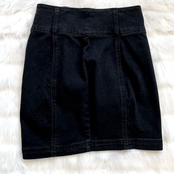 SO High Waisted Mini Skirt (26) - Picture 7 of 8